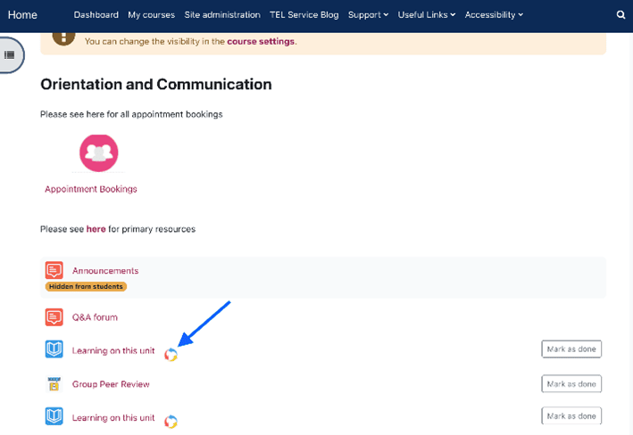 Arrow pointing to the document conversion icon in Moodle.